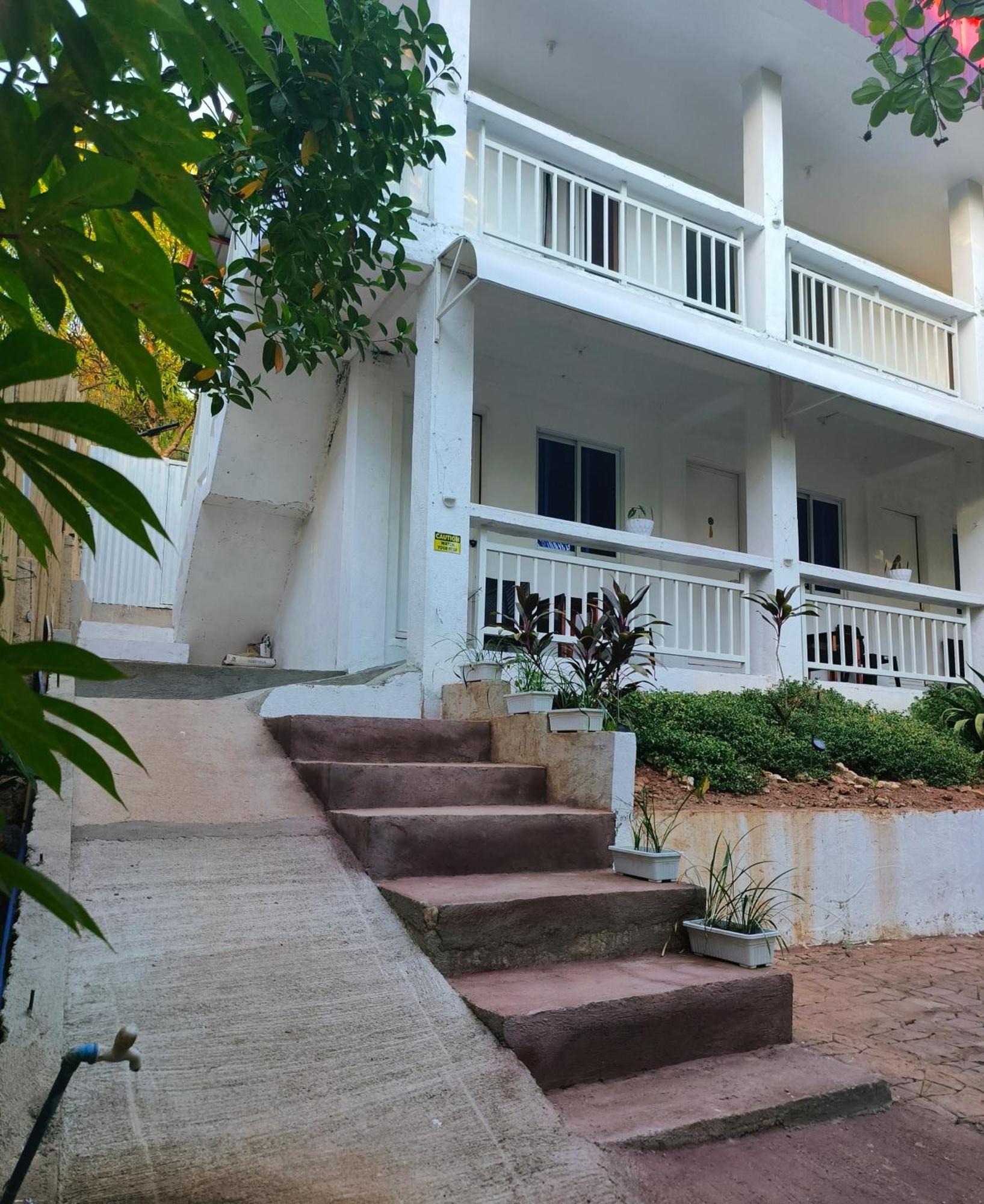 Ani Marie Guest House Coron Luaran gambar